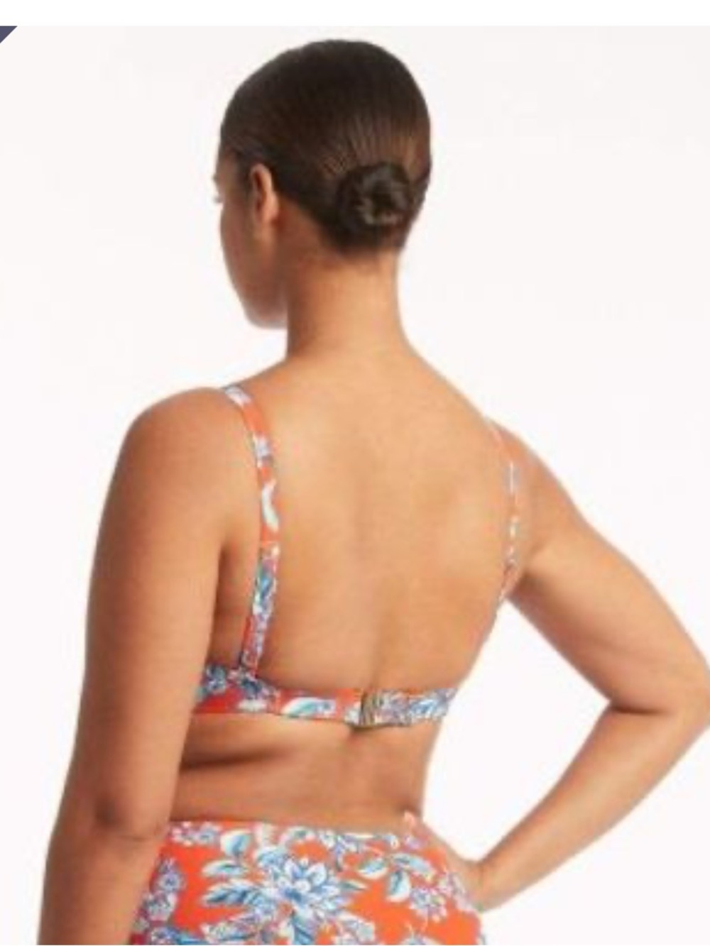 Sea Level-Habitat Twist Front DD/E Cup Bra
- Orange with Blue Floral 14 - Picture 12 of 12